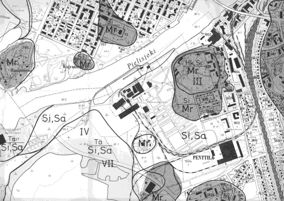 Maanpinnan korkeusasema vaihtelee alueella noin +77 - +85 mmpy. Matalimmillaan maanpinta on alueen keskivaiheilla, jossa maaperä on puhdistettu ja pilaantunutta maata on kuljetettu muualle.