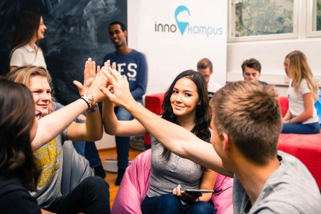 Pareittan scoutataan keskustan alueen yrityksiä. Tehdään jo ensimmäiset toimintasuunnitelmat yrityksiin jalkautumiseen.