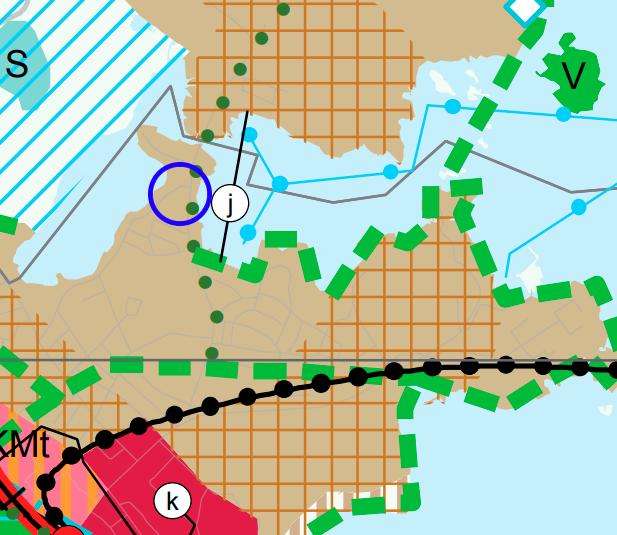 4 luonnonarvojen säilymiseen suuntaamalla reitit kulutusta kestäville alueille. Kuva: Ote maakuntakaavasta, suunnittelualue ympyröity sinisellä. 1.2.