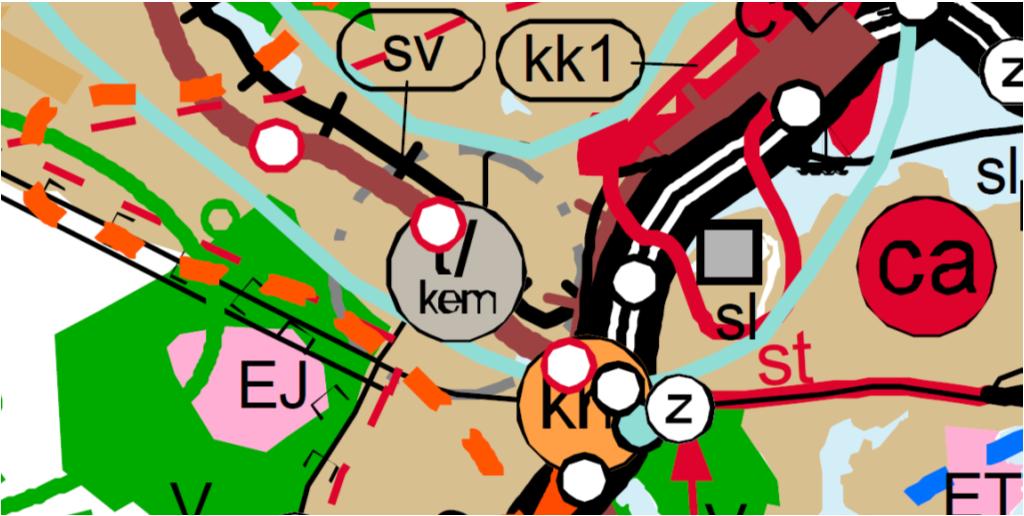 18:082 / KUKKUMÄEN ERITASOLIITTYMÄ 17.11.2016 (8) KUVA 4 Ote Keski-Suomen maakuntakaavojen yhdistelmäkartasta. Suunnittelualueen likimääräinen sijainti osoitettu sinisellä nuolella.