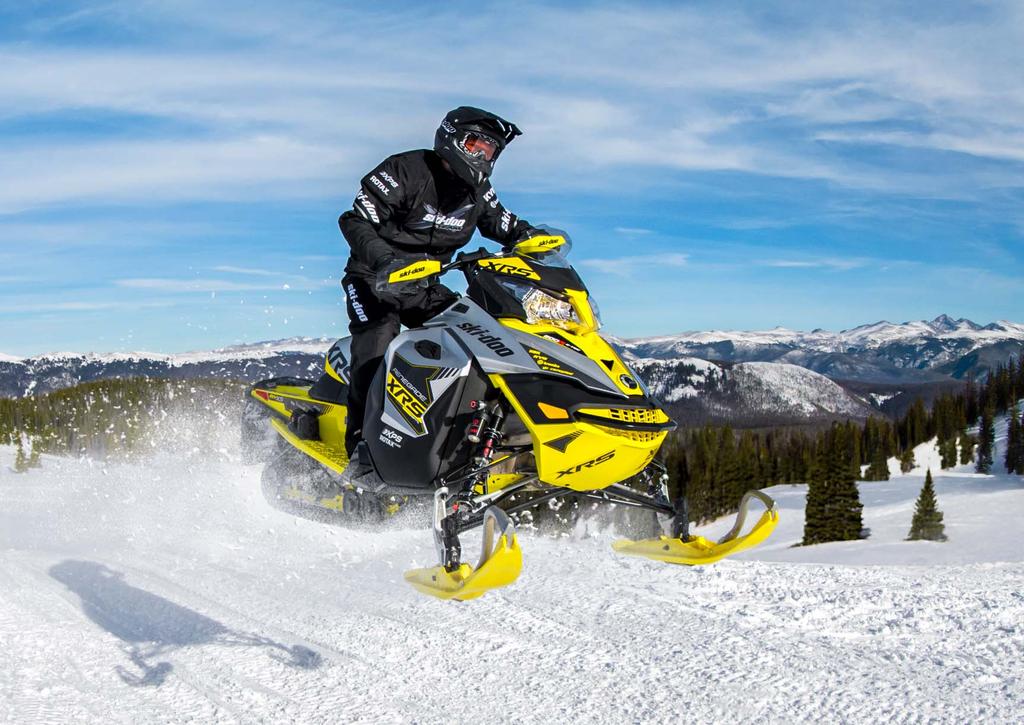 14 Renegade X-RS X-Team-talvitakki ja