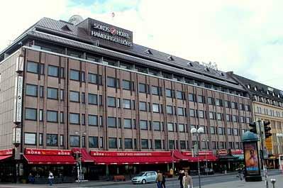 - 4 - Syyskokous lauantaina 27.10.2018 Turussa Syyskokous pidetään Original Sokos Hotels Hamburger Börssissä Turussa. Hotelli sijaitsee n. 1,5 km asemalta.