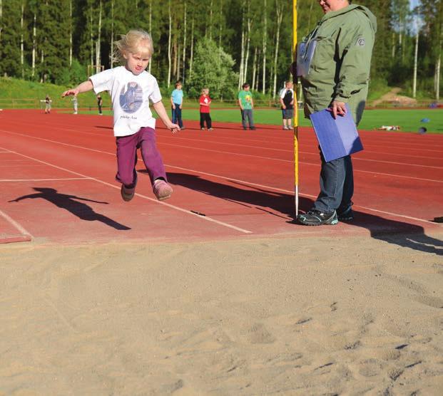 Torisevan luontopolku Upeissa Torisevan rotkojärvien maisemissa n. 6,5 km pituinen luontopolku. Tarkemmat reittitiedot ja kartat Virtain matkailuneuvonnasta ja Torisevan kahvimajalta.