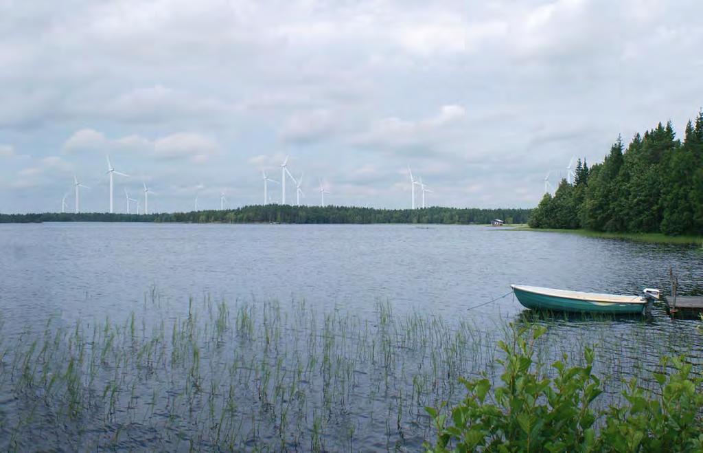 vapaasti maastoon. Pisimmät tuulivoimaloiden muodostamat suorat linjat muodostuvat kuuden voimalan suorista linjoista.