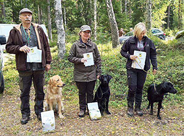 20 Hakuruutu Taipumuskoe 16. 17.9.2017, Raasepori Tuomari Maarit Nikkanen Vastaava Koetoimitsija Pekka Lahti Onnittelut taipuneille. Kiitos tuomarille ja talkoilijoille. t. Sari Kunnas, koesihteeri LA 16.