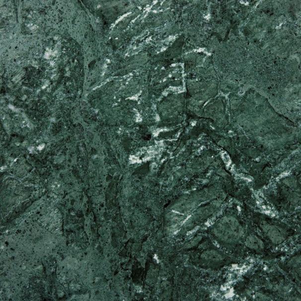 TEKNINEN TIEDOTE NRO 1 7.25 Verde Guatemala Intia Vihreä marmori, jossa on vaaleita juovia. Ei rakeisuutta. Pinnassa esiintyy runsaasti visuaalisia halkeamia.