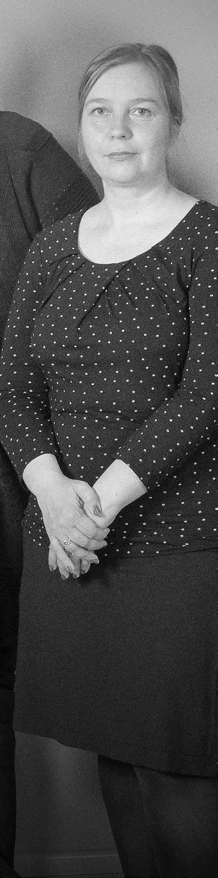 Tervetuloa koulutuksiimme Järjestämme laadukasta ja käytännönläheistä koulutusta vammaisille ihmisille, heidän läheisilleen, vammaisalan työntekijöille, johdolle, palvelujen kehittäjille ja