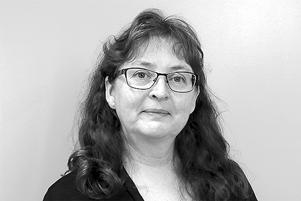 Kouluttajat KATJA BURAKOFF / TIKOTEEKKI / ASIANTUNTIJA, PUHETERAPEUTTI Valtakunnalliset koulutukset ja