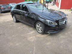 Puhelin: 02-5789747 Sivu 1 (5) Mercedes-Benz E 212 300 BlueTec Hybrid Sed vm.2013 Tunnistenro: 223755 Merkki ja malli: Mercedes-Benz E 212 300 BlueTec Hybrid Sed Vuosimalli: 2013 Moottori: 2.