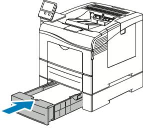 Vianetsintä 4. Työnnä alusta 2 niin pitkälle tulostimen sisään kuin se menee. Huom. Jos alustaa on jatkettu Legal-kokoista paperia varten, osa alustasta ulottuu tulostimen ulkopuolelle. 5.