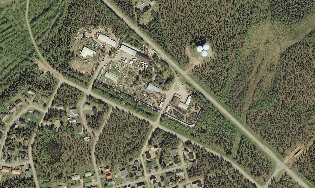 omistamaa metsäistä rakentamiseen hyvin soveltuvaa mäkialuetta.