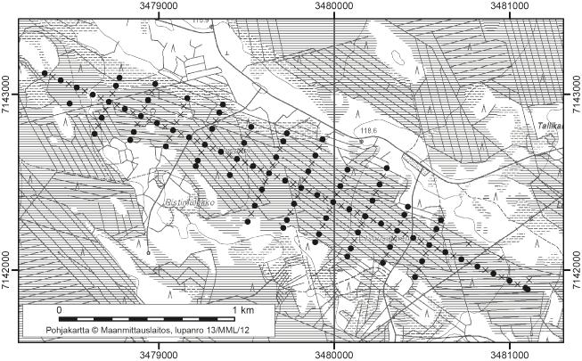 Hannu Pajunen 2. Isosalmi Isosalmi (kl. 3414 05, x=7142,4, y=3479,8) sijaitsee noin 24 km kunnan keskustasta lounaaseen. Suo rajoittuu loivapiirteiseen moreenimaastoon.