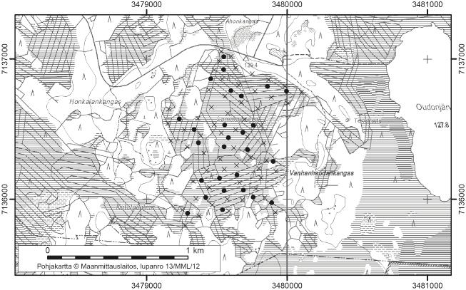 Hannu Pajunen 14. Lammasneva Lammasneva (kl. 3414 04, x=7136,5, y=3479,4) sijaitsee noin 30 km kunnan keskustasta etelälounaaseen. Suo rajoittuu loivapiirteiseen moreenimaastoon.