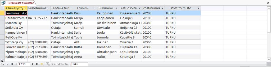 Kyselyn suorittaminen Suorita kysely Rakenne (Design) -välilehden Suorita (Run) -painikkeella.