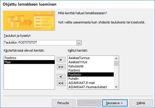 Valitun kentän alle siirtyy seuraava uusi kenttä. Kaikki valitut, siirrettävät kentät näet sivun 90 kuvasta.