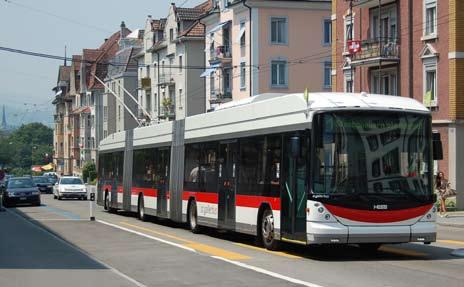 Saint Gall) maan koillisosassa. Väkilukunsa puolesta St. Gallen vastaa Suomen Poria. Joukkoliikenteen osalta paikkakunnat poikkeavat aika lailla toisistaan. St. Gallen sijoittuu maata halkovan pitkän rautatieyhteyden itäpäähän.