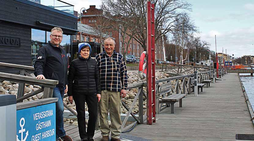TURUN SM-KILPAILUT 2019 Mistä löytyvät muut kolmekymppiset? Turkulaiset Markku Lindholm, 70, ja Sirpa Kivekäs, 73, ovat talviuinnin pitkäaikaisia harrastajia.