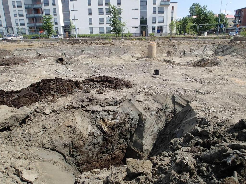 Tumma alue kuvassa oli luonnonturvekerrosta. Kuva 4.
