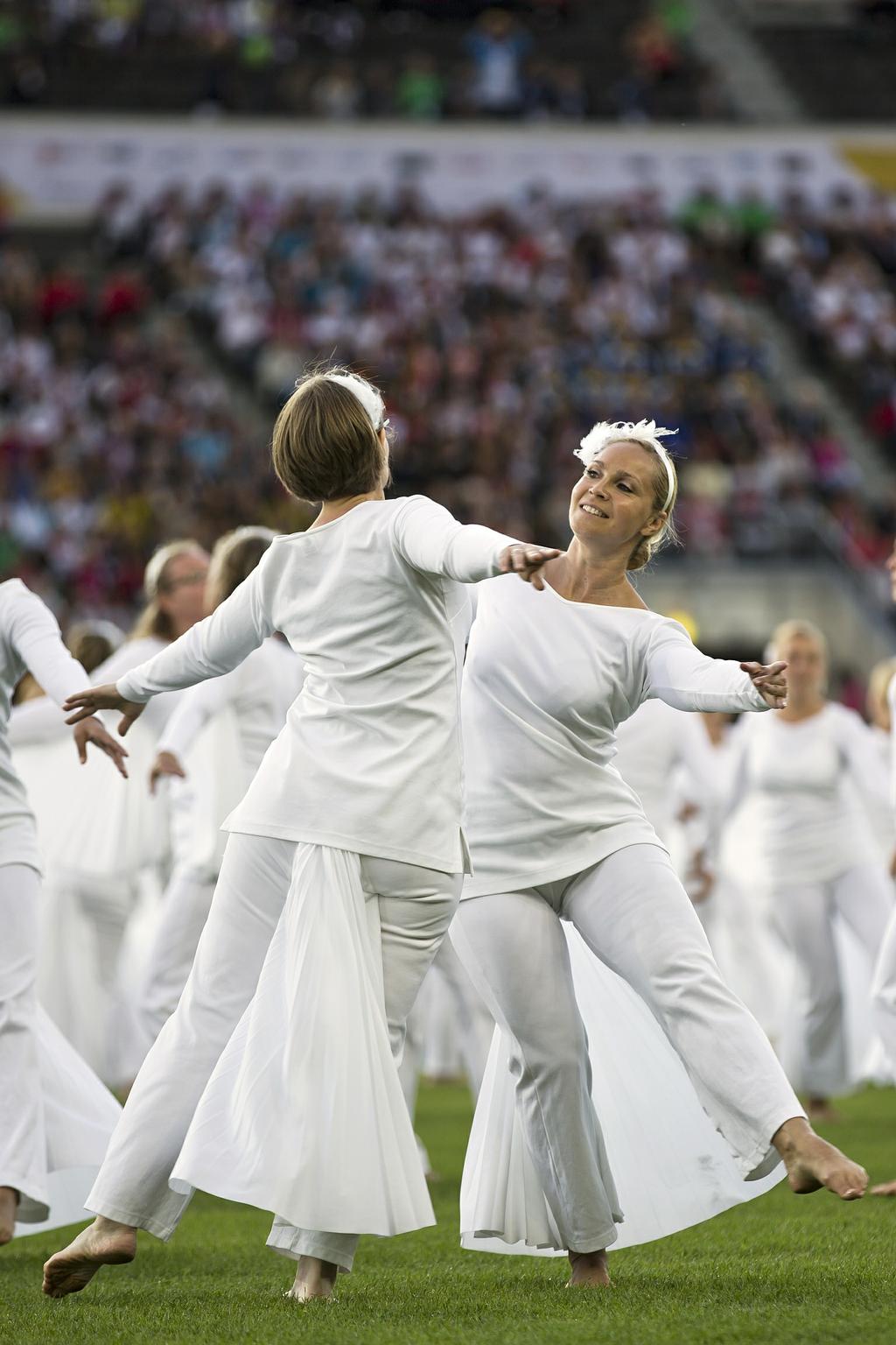 Seuraavat Voimistelun Suomi Gymnaestradan 2018 yhteisohjelmat esitetään myös World Gymnaestradassa 2019: #oonhyväjustnäin Arjen ylistys Elämän voima Energian ympäröimä Ilon myrsky Ääretön