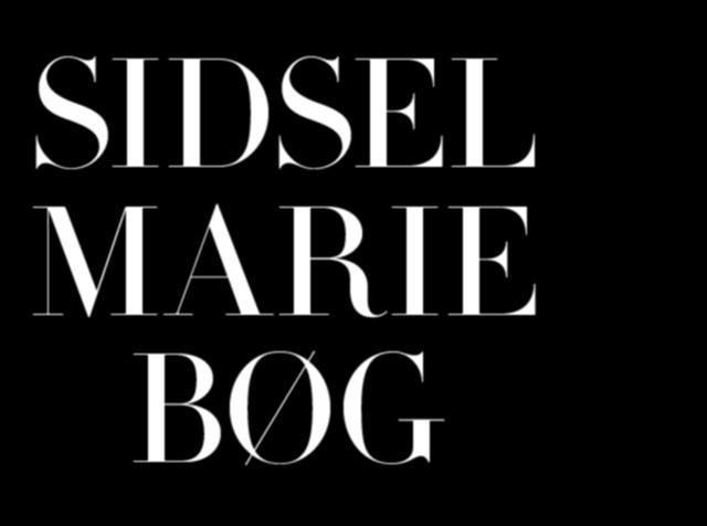 Sidsel Marie Bøg aloitti uransa kampaajana 16-vuotiaana ja on rakentanut sittemmin mainettaan yhtenä tanskalaisen muotialan johtavimpana hius- ja meikkitaitelijana.