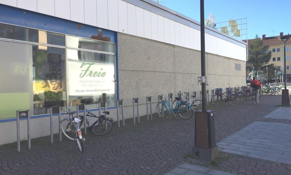 Kuvan ulkopuolelle jää matkakeskuksen alue, jonne osoitetaan uusia