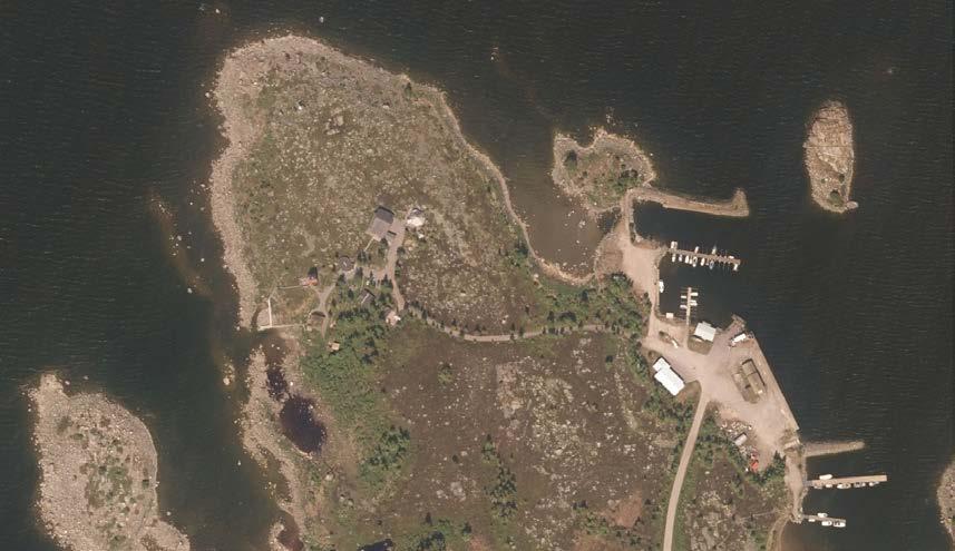 6 Kuva 5. Ilmakuva Klobbskatan niemestä. 5.7 Rakennettuympäristö Kaava-alue käsittää kiinteistön 5:278, joka on hakijan omistuksessa.