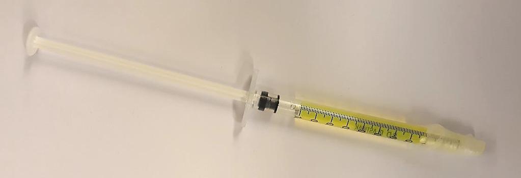 43 6.1.3 Geelin valmistus ja GFP:n kapselointi Sooli-geeliprosessin toisessa vaiheessa geeli muodostettiin nostamalla soolin ph ensin arvoon 5 6 natriumhydroksidin avulla (NaOH) (0,25 M, Merck).
