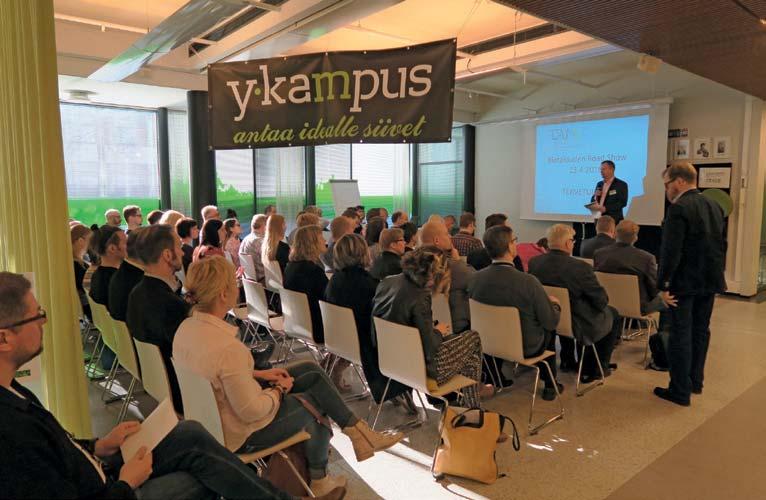 3.1.4 Hankkeen muut esiintymiset Hanke esittäytyi Designing Cellulose for the Future -seminaarissa Helsingissä 16. 20.5.2016 sekä puheenvuorolla että omalla kokonaisuudella yhteisnäyttelyssä.