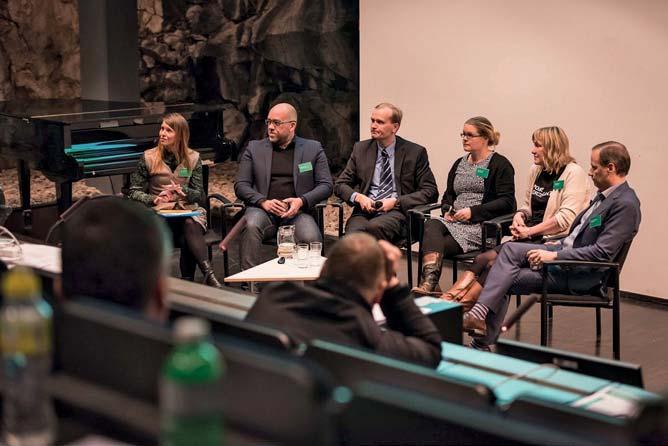 Pirjo Kääriäinen, Designer in Residence, Aalto-yliopisto: Yhteistyön voimaa: biomateriaalien uusi aalto Suomessa Petteri Kolinen, toimitusjohtaja, Design Forum Finland: Kasvua muotoilusta Jarkko