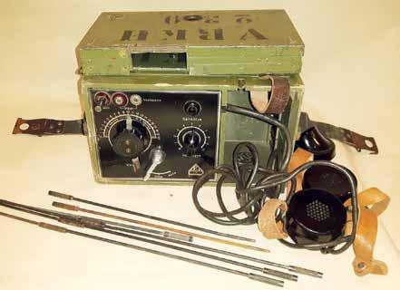 Suomi oli saanut oikeuden järjestää kesäolympialaiset 1940 ja Yleisradiolle tuli kiire valmistaa reportteriensa käyttöön pieni kannettava radiolähetin ja vastaanotin lähinnä käytettäväksi kentältä