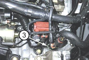 Use the original O-ring (2) on the heater and make sure it fits well. Moist the O-ring (2) before you fit the heater in the plastic house hole.