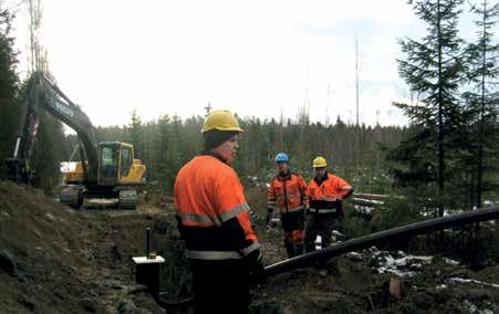 Osaaminen Osaavia ihmisiä tarvitaan Metsä-, maarakennus- ja turvealan koneyrityksissä tarvitaan osaajia nyt ja tulevaisuudessa.