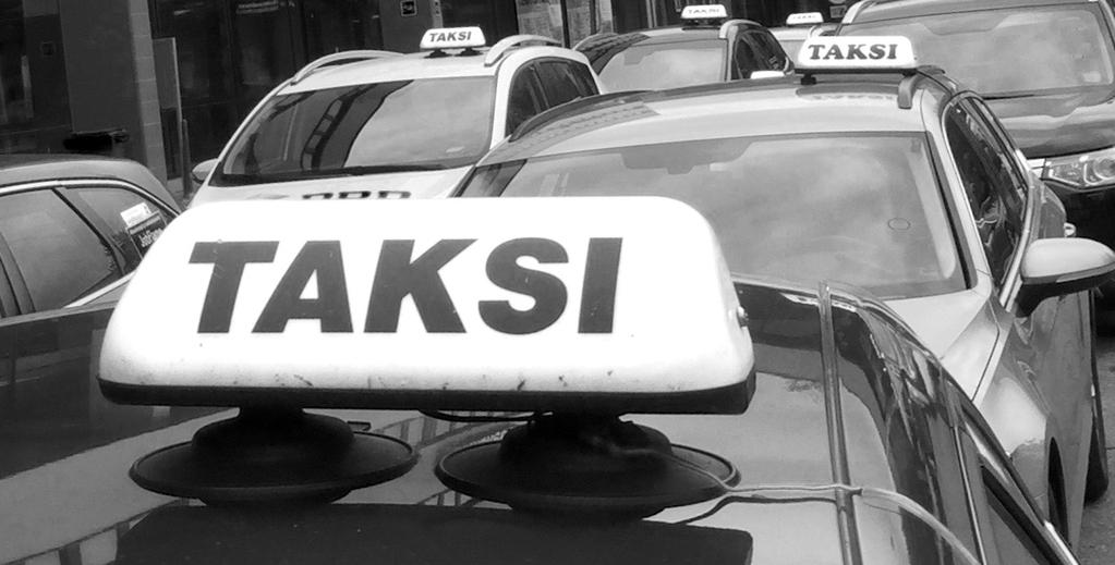 Ylp eänä esittää: joustavampia matkoja Asiakashankintaa varten tuotettiin markkinointimateriaalia Kätevä sometti Twitterissä ja Facebookissa Mukava Sopiva Menevä Mukava oli oiva valinta niille, jotka