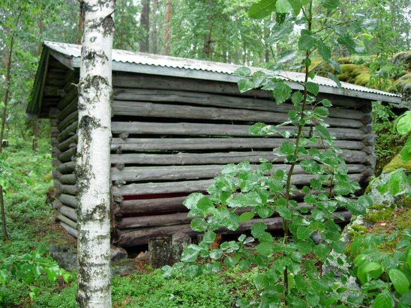 D. Verkkovaja Verkkovaja on rakennettu saareen 1930-luvulla ja kuvastaa osaltaan saaren