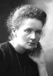 Marie Skłodowska-Curie (1867-1934) oli alun perin puolalainen, Ranskassa uransa tehnyt kokeellinen fyysikko ja kemisti, joka tutki erityisesti radioaktiivisuutta Hänen saavutuksiinsa kuuluvat mm.