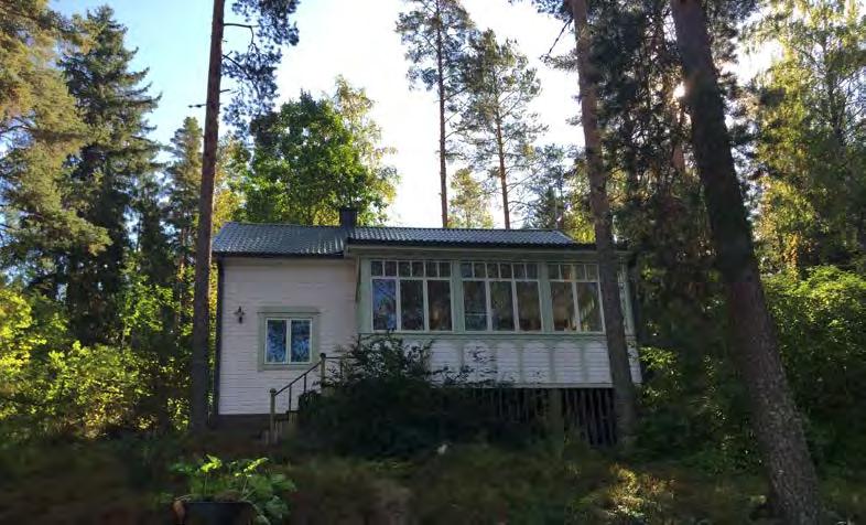 8 Valkiajärven ranta-asemakaava muutoksen selostus Ympäristökeskus 28.8.2018 3.1.3 Rakennettu ympäristö Uuden tontin ranta-aluetta Kaava-alueella ei ole rakennuksia.