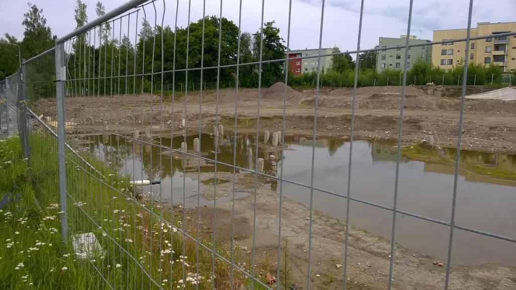 GEOLOGIAN TUTKIMUSKESKUS Geologinen rakenneselvitys 11 4 TEHDYT TUTKIMUKSET 4.1 Maastokartoitus Maastokartoitus suoritettiin 8. 10.8.2016.