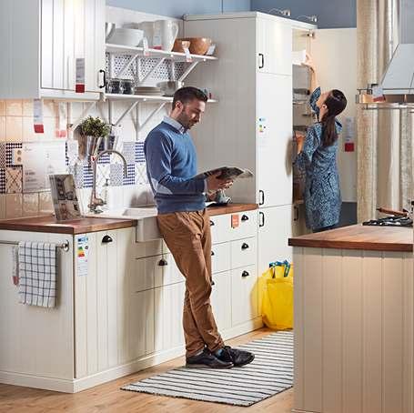 IKEA -keittiön hankinnan vaiheet IKEA-keittiöt on suunniteltu niin, että voit asentaa keittiön itse, ja seuraavat ohjeet auttavat sinua keittiön hankinnan eri