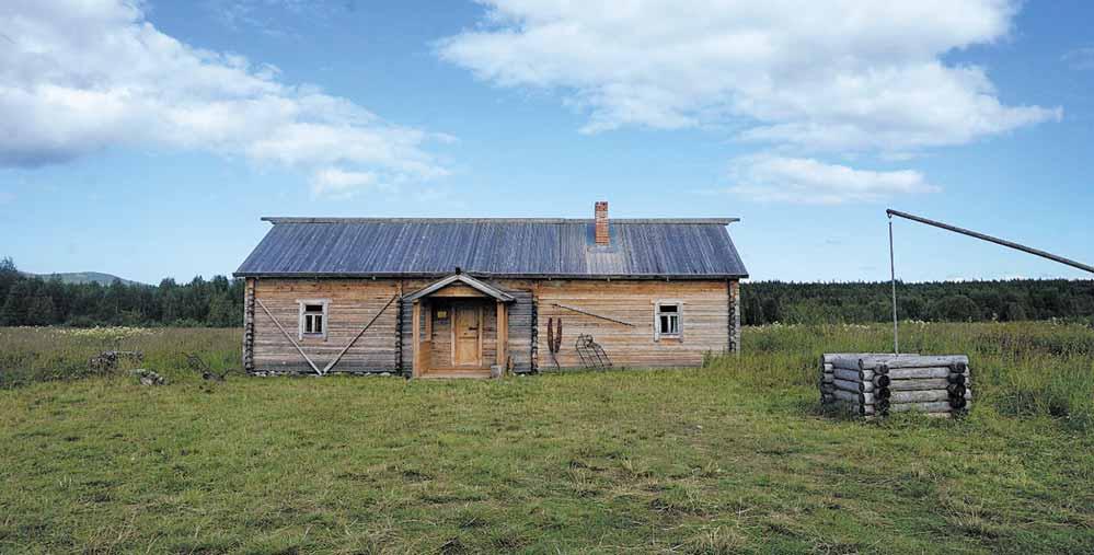 » istorija «Oma Mua» 20. heinäkuuta 2016 9 Vartiolammen kyläh on rakennettu karjalaini talo-musejo. Šiinä turistit voijah tutuštuo karjalaisien entiseh elämäh ta kulttuurih.
