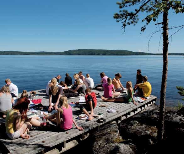 n tuomiokirkkoseurakunta Oppiminen Huoltajat n tuomiokirkkoseurakunta Sähköposti Osoite 1 Huoltajan nimi Puhelin Sähköposti Nimi Sähköposti yms? aikana?