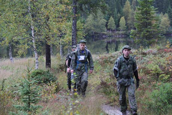 TULOSLASKELMA TASE Upseerijärjestöjen perinteinen Lippujuhlan päivän illallinen järjestettiin 4.6. Katajanokan Kasinolla. Kunniavieraana illallisella oli puolustusministeri Jussi Niinistö.