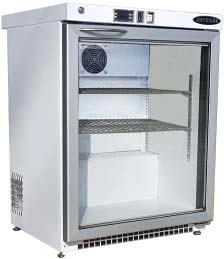 Ulkomitta mm 2 VNS014 Pakastin (-15 /-25 C) 3 Hyllyä GN1/1 33x52 cm Mitat: L630 x S567 x K838/850 mm Tilavuus: 140 l Paino: 54 kg Kylmäaine: R404
