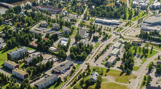 KAAVASELOSTUS Suurpään semvn muutos. Asemvn j semvmuutosen toteuttminen Korttelilueen Luttnnn puoleinen tontti nro on toteutettu.