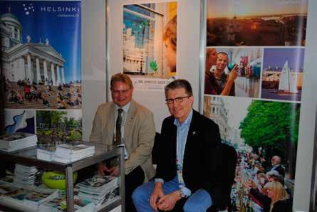 PÄÄKIRJOITUS Paavo Häikiö ja Pekka Halme Sofian Working Weekin näyttelyssä mainostamassa vuoden 2017 Helsingin konferenssia.