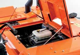 ZX225USRLC 6 Hitachi-koneet ovat luotettavia ja huoltoystävällisiä Dan O Brien, johtaja, Skyland Drainage Contractors LUOTETTAVUUS UUDELLE TASOLLE Hitachin keskiraskaat Zaxis-6-kaivukoneet nostavat