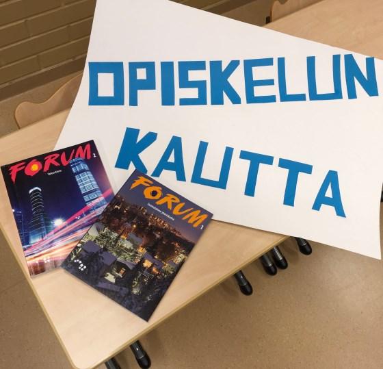 ovat Suomen valtiollisen ja kansainvälisen aseman kehittyminen, muutoksiin liittyvät kriisit, siirtyminen sääty-yhteiskunnasta kansalaisyhteiskuntaan sekä poliittiset, taloudelliset ja kulttuuriset