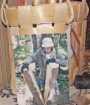 Oli vanhanaikaini kuili, uuvvempi nakkapiä, kumpasen piäššä oli kohuoma, šiitä oli ohut, ka levieteräni, šuurišilmäni Venyähen šilmä, oli viärävarši, kumpasella šeinie veššettih ta šalmokirveš,