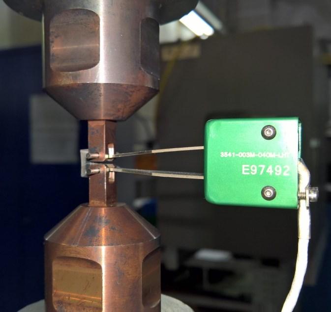 4.2 T 0 -testing The arrangements for T 0 -testing, regarding particularly this thesis, are presented herein, whereas main principles of ASTM E1921 were described in chapter 3.4. All specimens were pre-fatigued under load control prior to T 0 -testing to an a/w ratio of 0.