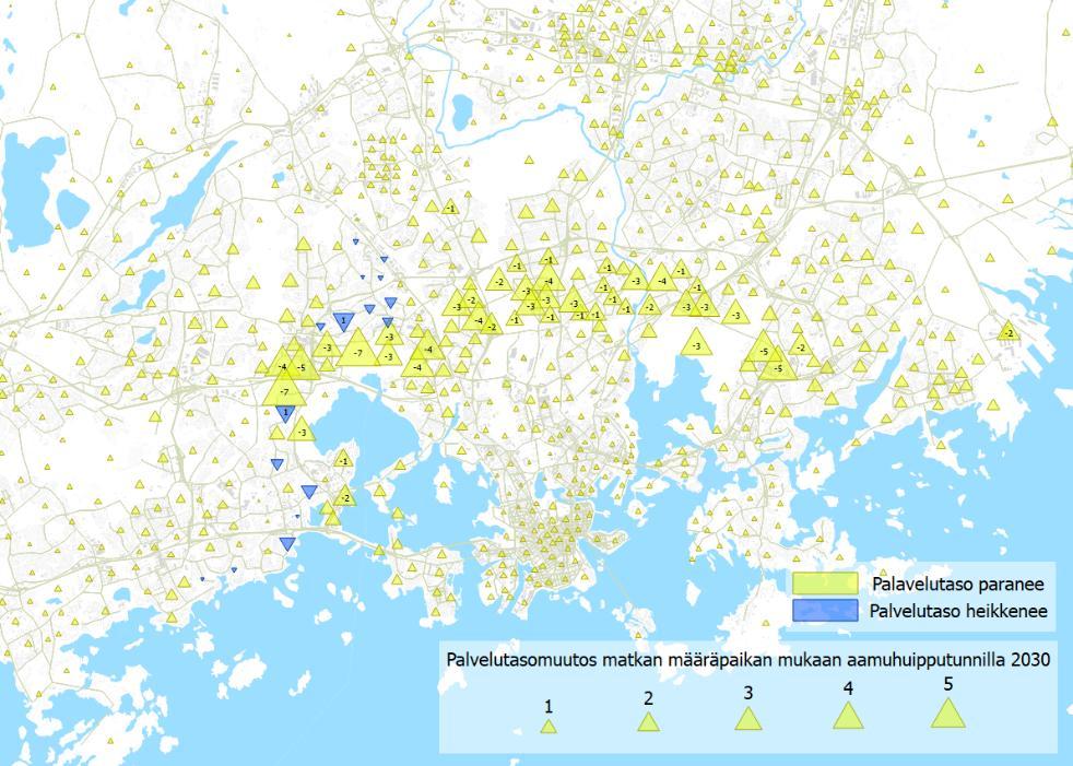 Joukkoliikennematkustajat optimoivat kokonaishyötyään, joka koostuu matka-ajasta ja palvelutasosta.