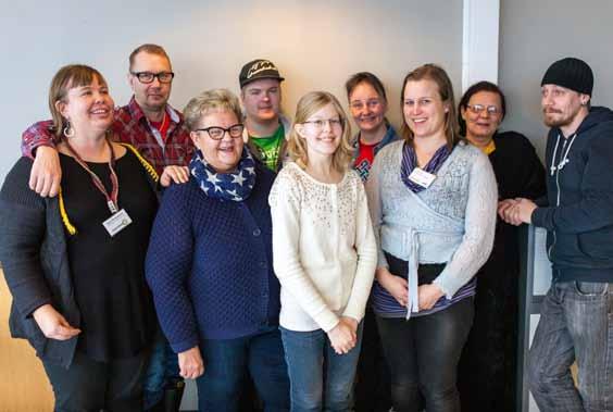 Ehdotimme, että kestävän elämäntavan ja ekososiaalisen sivistyksen edistäminen lisättäisiin opetussuunnitelmien lisäksi myös nuorisolakiin.